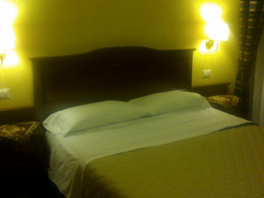 3 Lati Di Pitagora B&B Roma Exterior foto